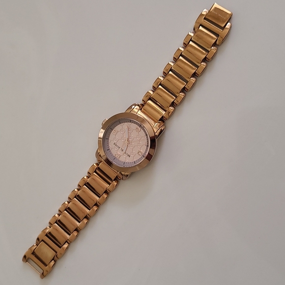 Michael Kors Rose Gold Tone Watch - Picture 10 of 11